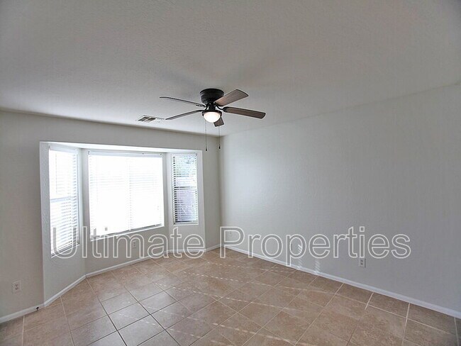 Building Photo - 25679 W Miami St