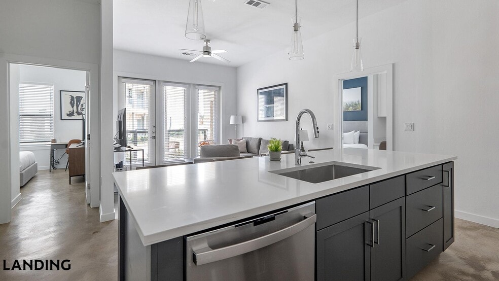 Building Photo - 5511 Caprock Smt Dr