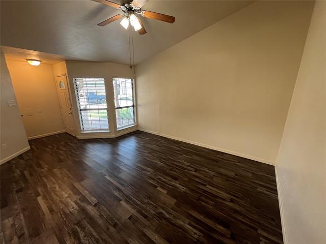 Building Photo - 2450 Sunflower Dr