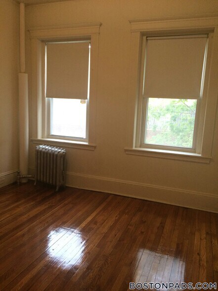 Building Photo - 1334 Commonwealth Ave