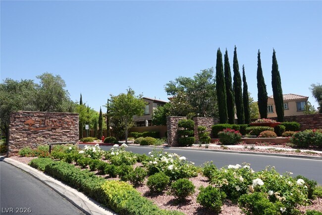 Building Photo - 2256 Aragon Canyon St
