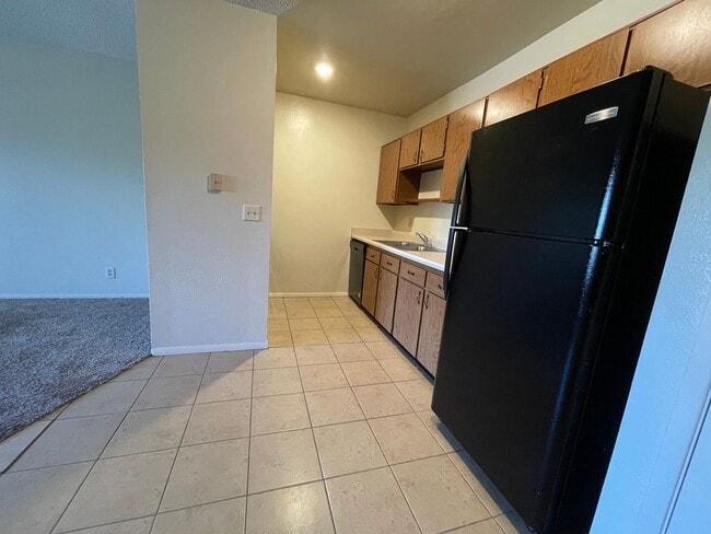 Primary Photo - Gorgeous 2 Bedroom Condominium
