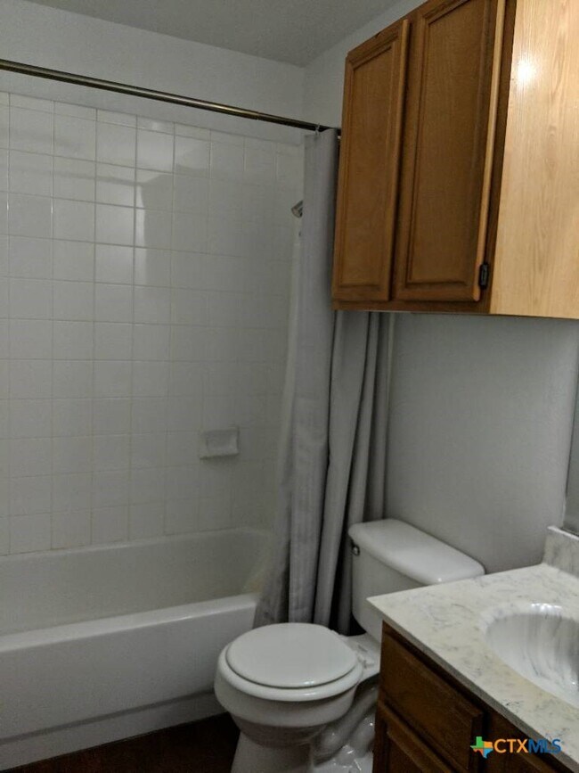 Building Photo - 1114 Horizon Dr