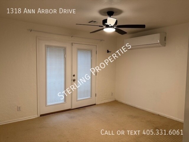 Building Photo - 1318 Ann Arbor Dr