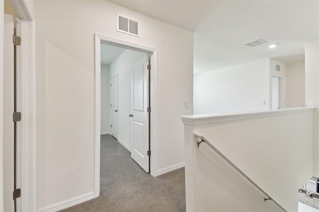 Building Photo - 33405 Hamilton Hl Ln