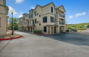 Building Photo - Bridge at Canyon Creek