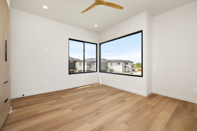 Building Photo - Carey Estates Lot 25