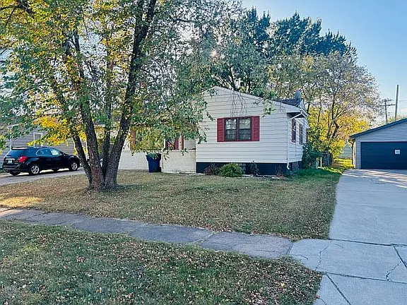 Primary Photo - 3119 Outer Dr