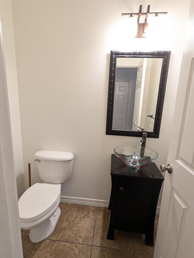 Building Photo - 1537 Bentley Cir