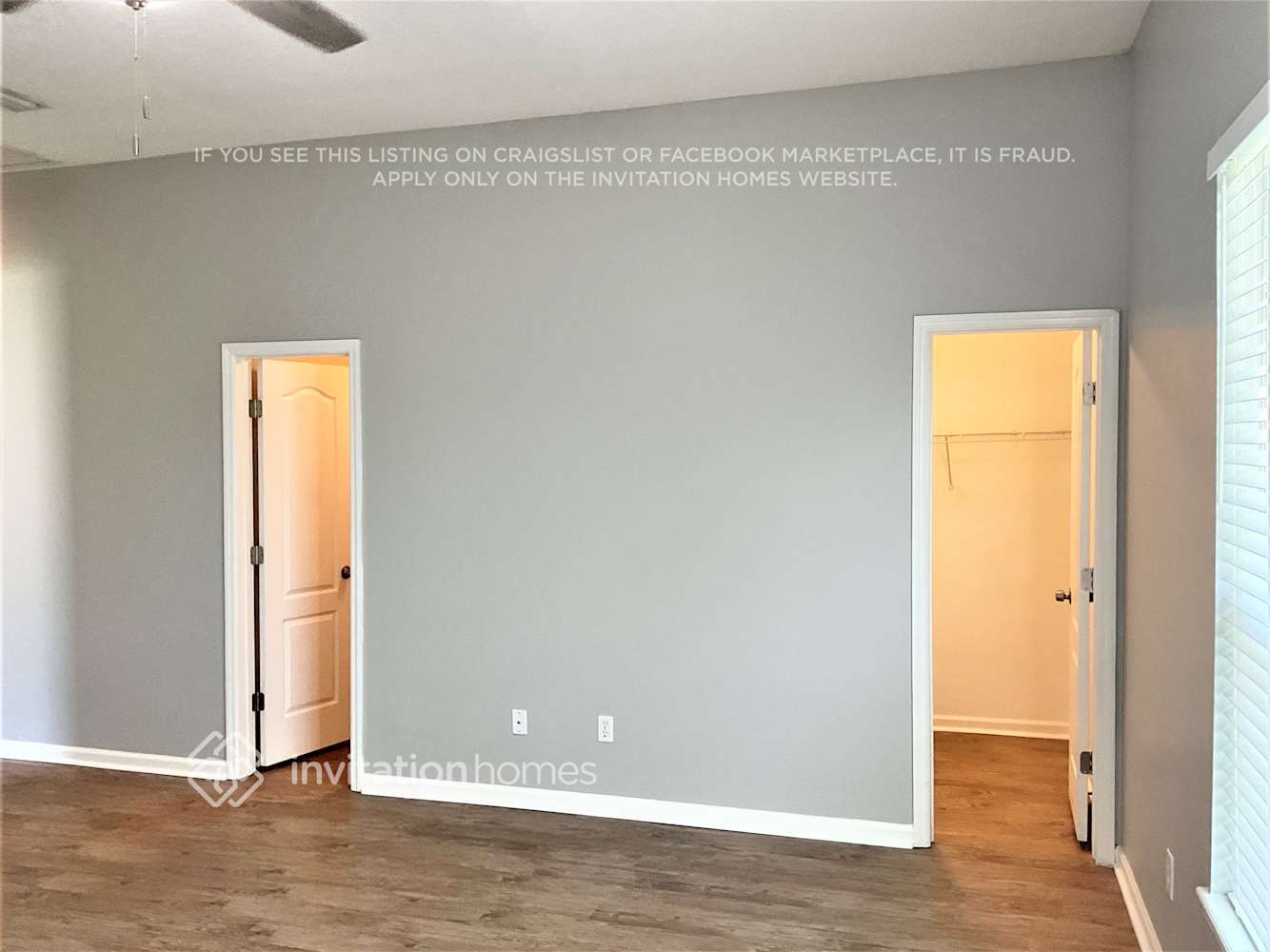Building Photo - 706 Porta Rosa Circle