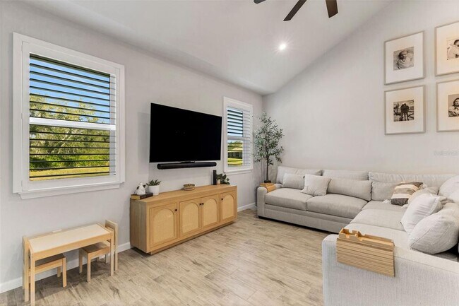 Building Photo - 5606 Silverbridge Trl