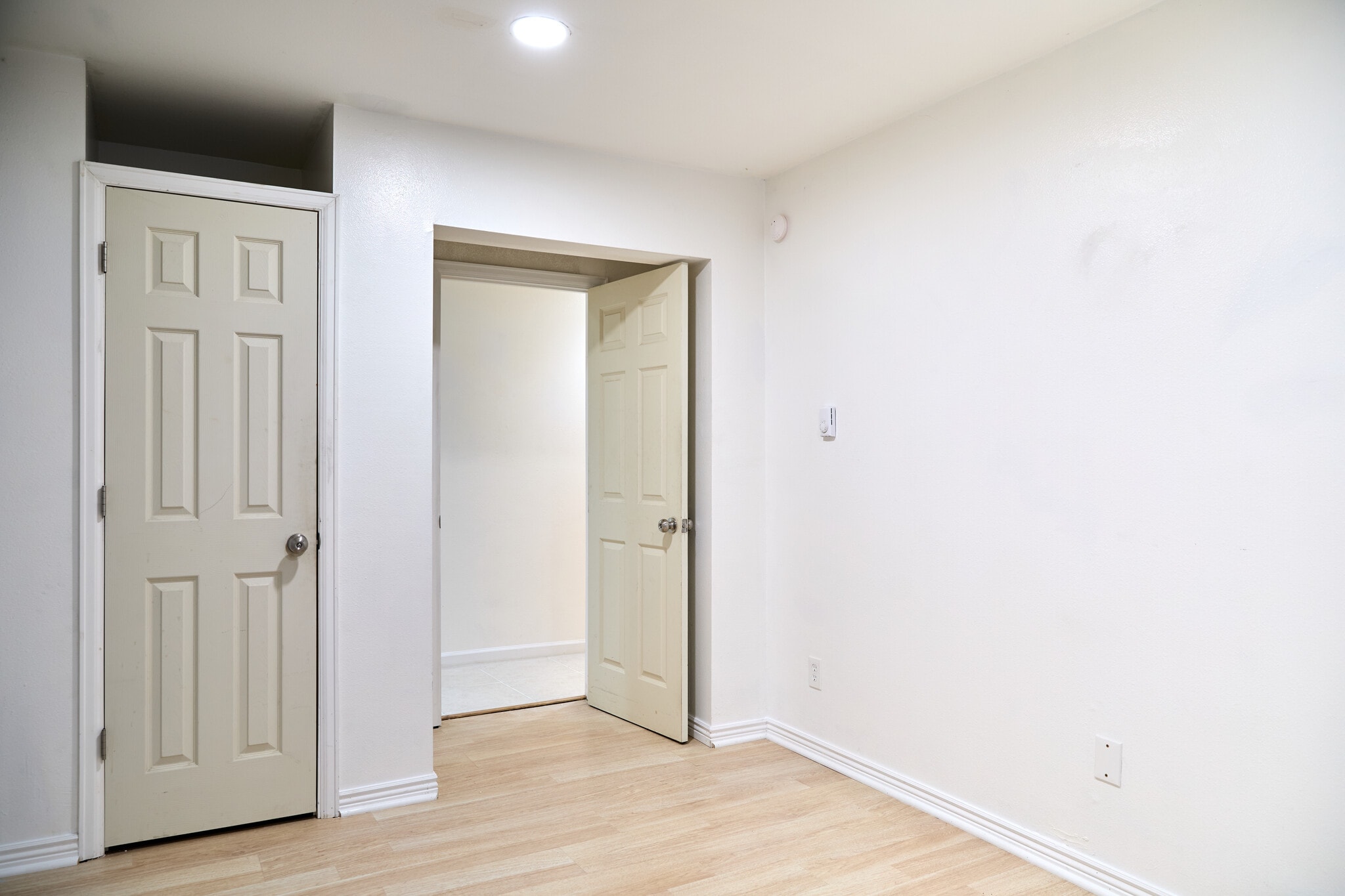 Building Photo - 9366 Fall River Rd