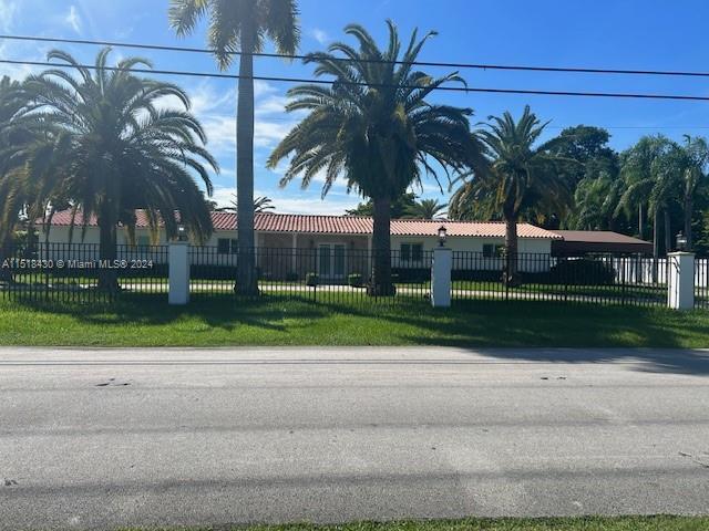 Building Photo - 9540 SW 68th St