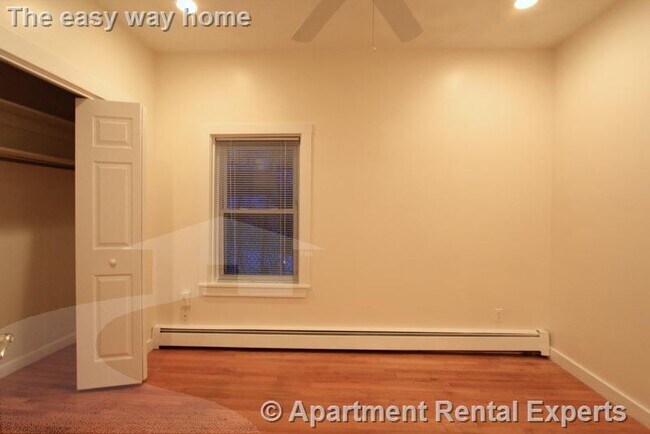 Building Photo - 302 Highland Ave