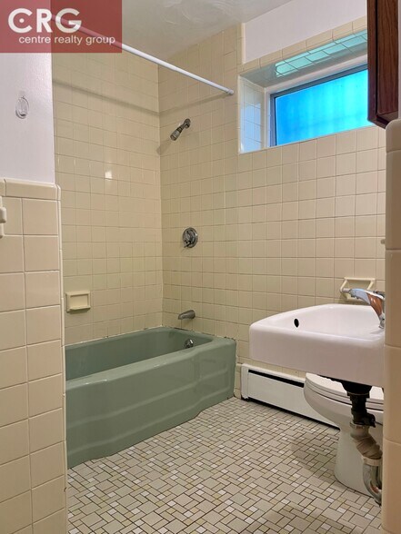 Building Photo - 75 Euston Rd