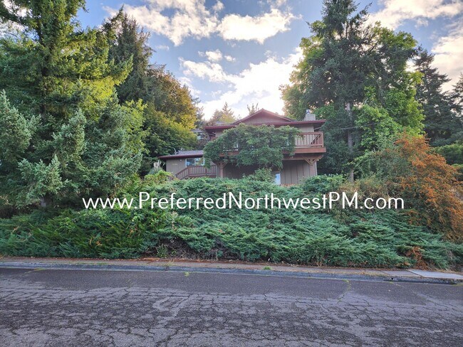 Building Photo - Beautiful 3 Bedroom Home in Southeast Eugene