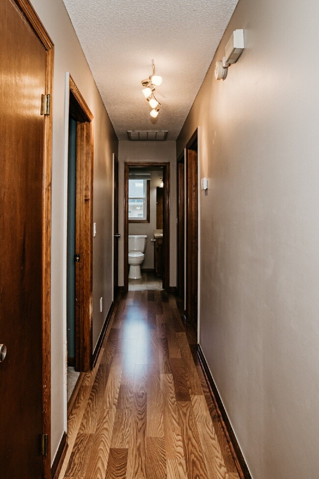 Building Photo - Move-In Ready! 3-Bed Home with Spacious Backyard