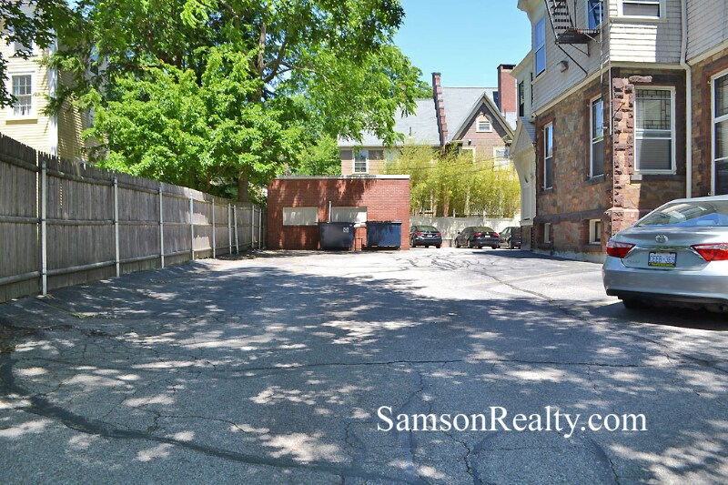 Building Photo - 314 Angell St