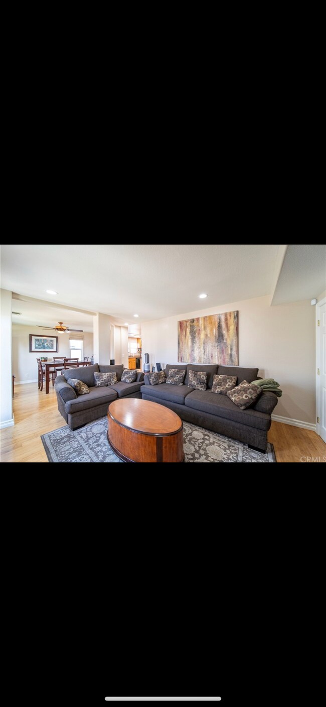 Building Photo - 4564 W 156th St