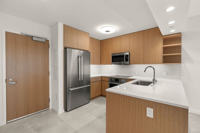 Building Photo - Brand New Condo/Sky Ala Moana/1BR, 1BA, 1P...
