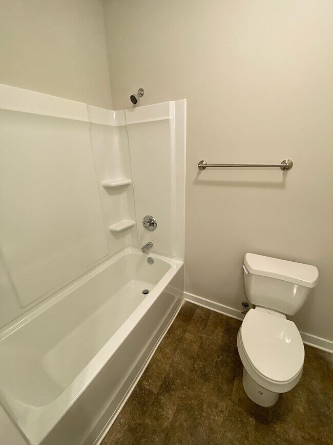 Building Photo - Home for Rent in Jasper, AL... Available to View!!!