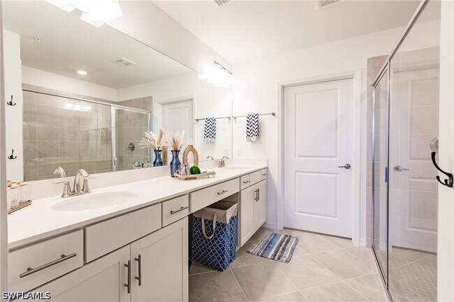 Building Photo - 3791 Pebblebrook Ridge Ct