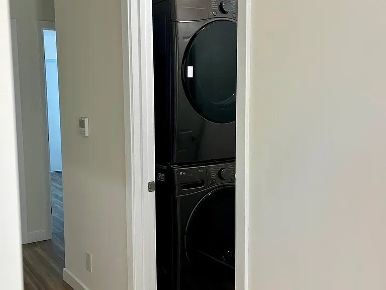 Building Photo - 9427 S 2nd Ave