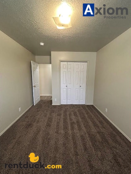 Building Photo - 1819 S Von Elm St