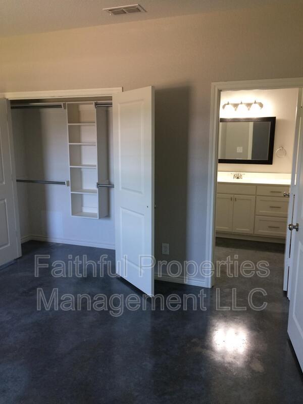 Building Photo - 14203 County Rd 452