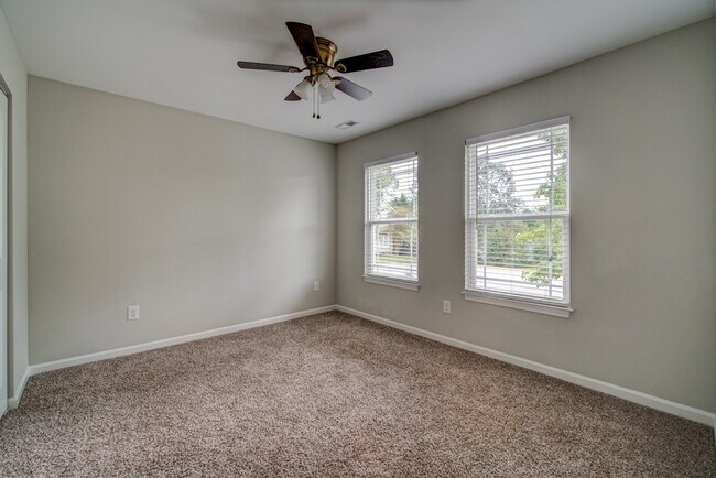 Building Photo - Lovely 3 BR, 2 BA Home. Conveniently Located  Between Spartanburg & Greenville, Near The Inland Port