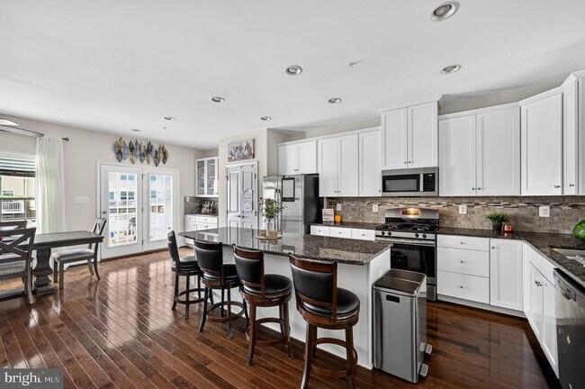 Building Photo - 6357 Walcott Ln