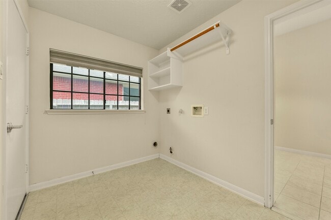 Building Photo - 3510 Harbor Pass Ln