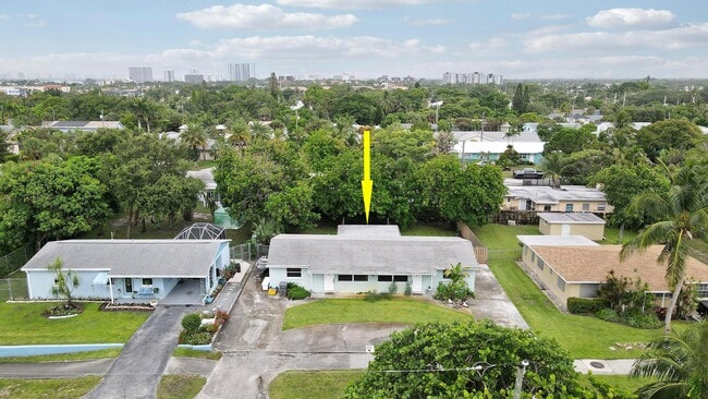 Building Photo - 1884 Juno Rd