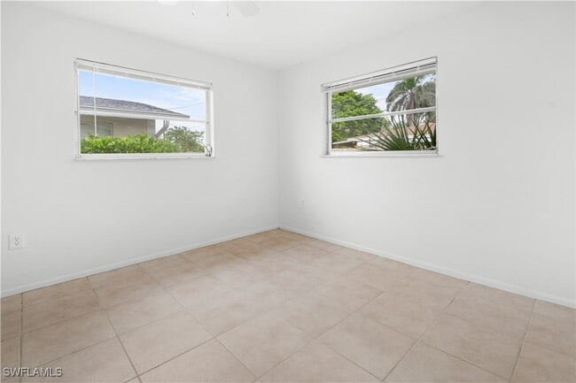 Building Photo - 27430 Village Garden Way