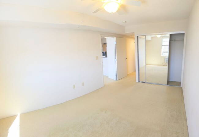 Building Photo - Ala Moana, Holomua 1 Bedroom 1 Bathroom 1 ...