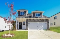 Building Photo - 530 Hillpark Ln