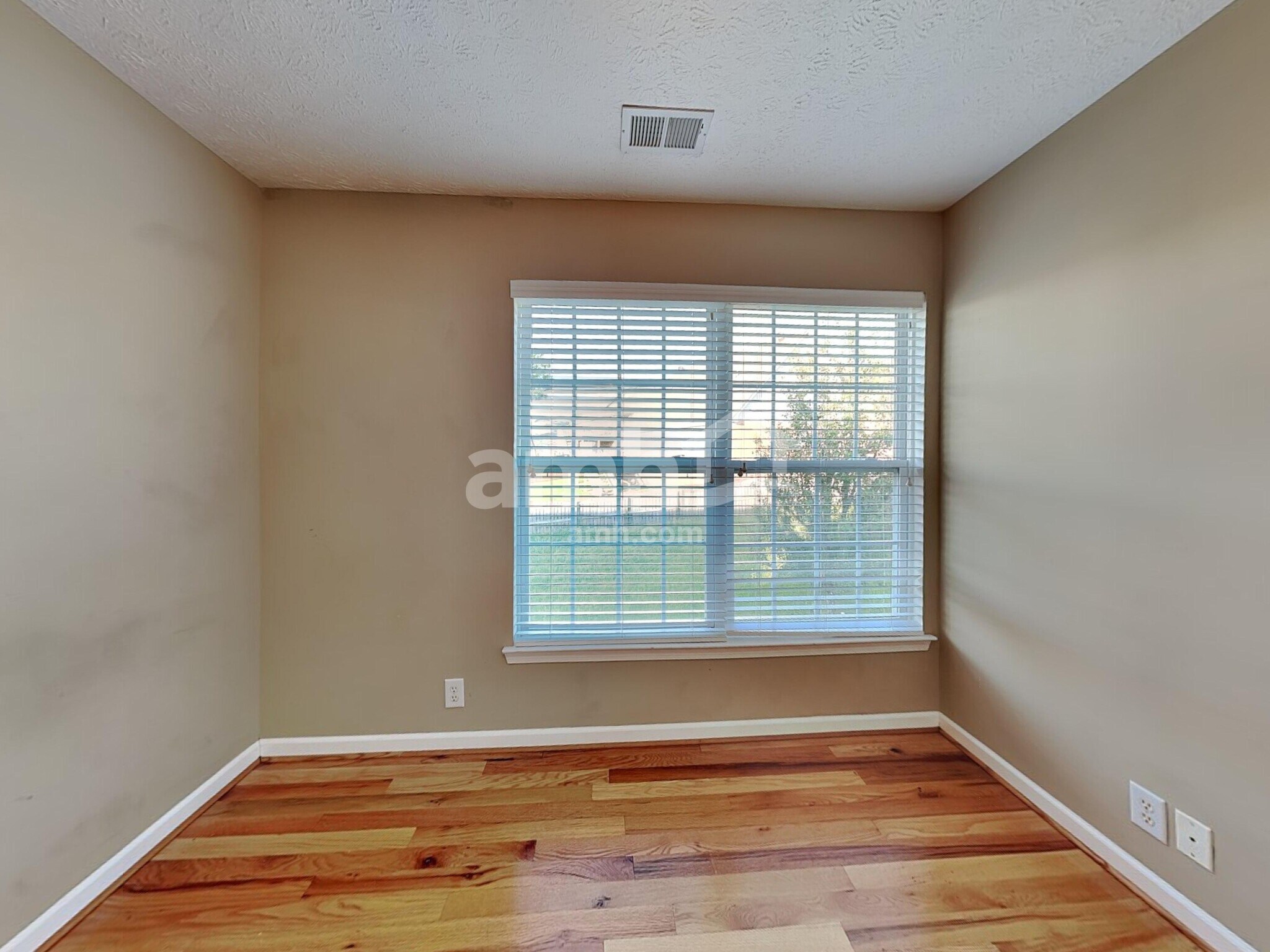 Building Photo - 7041 Calderwood Dr