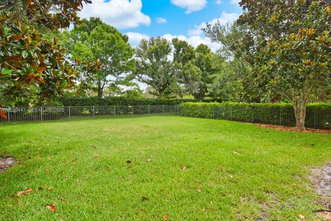 Building Photo - 4648 56th Ln