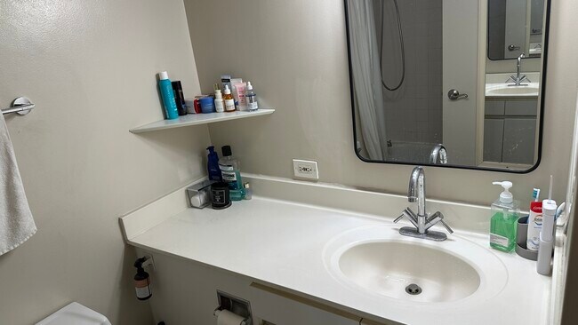 Building Photo - 440 N Wabash Ave