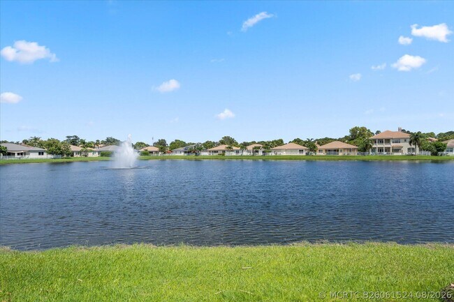 Building Photo - 8152 Butler Greenwood Dr