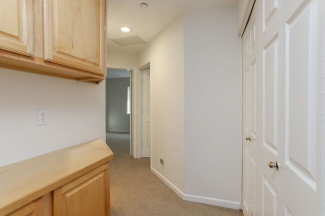 Building Photo - 3 Bed / 2.5 bath, three-level townhome with a bonus home office/den + EV charger in garage. YouTu...