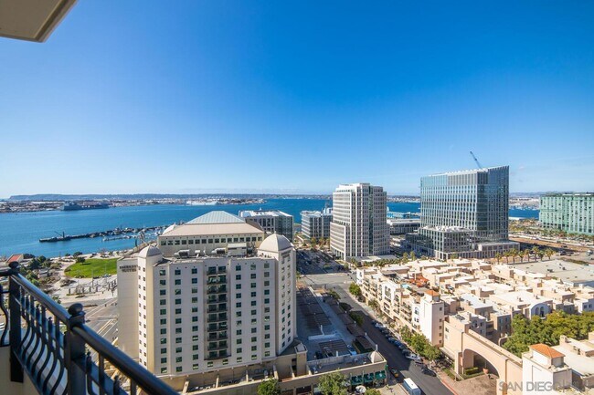 Building Photo - 700 W Harbor Dr