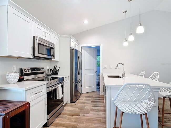 Building Photo - 63 Cory St