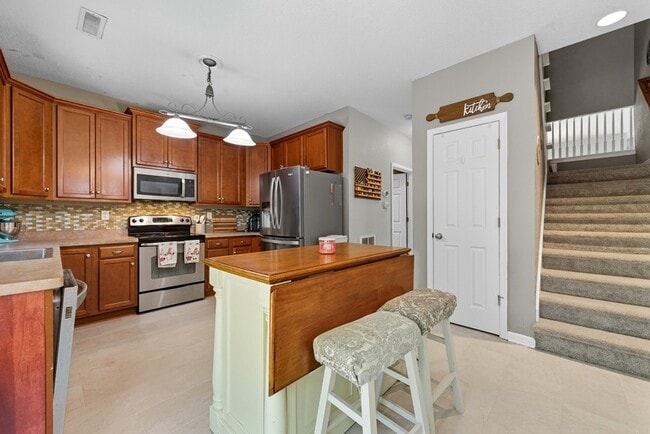 Building Photo - 432 Rose Garden Ln