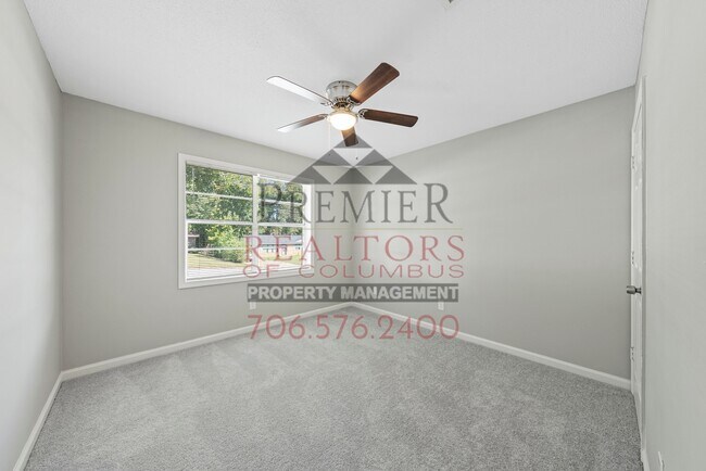 Building Photo - 6344 Newick Dr