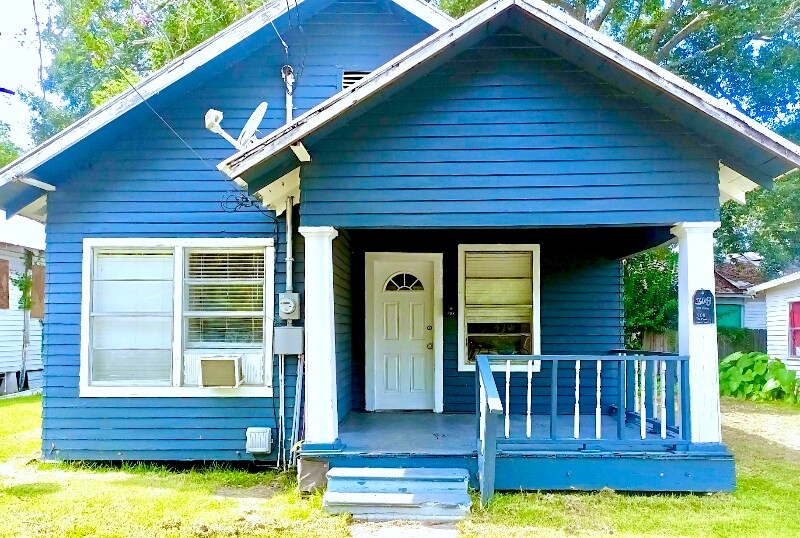 Primary Photo - 308 W 8th St