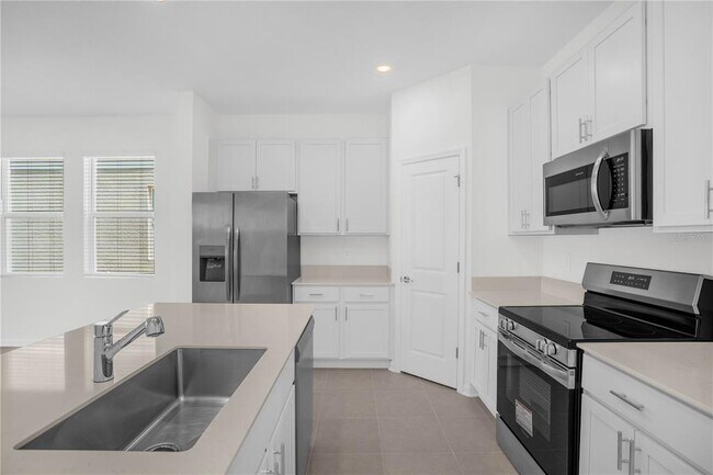 Building Photo - 2533 Rider Rain Ln