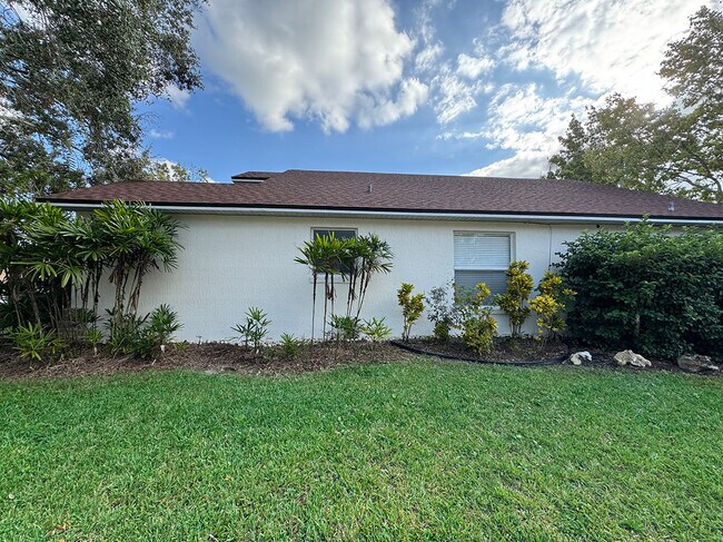 Building Photo - 8042 Tabby Ln