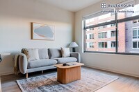 Building Photo - 1128 N Irving St