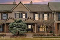 Building Photo - 1630 Normandy Rd